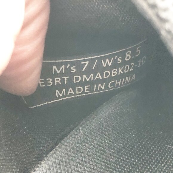 KIZIK Madrid Eco Knit Blackout Sneakers Black Hands Free Womens 8.5 Mens 7 - Picture 11 of 12